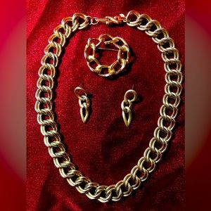 Chanel style double link gold plated chocker earrings & brooch